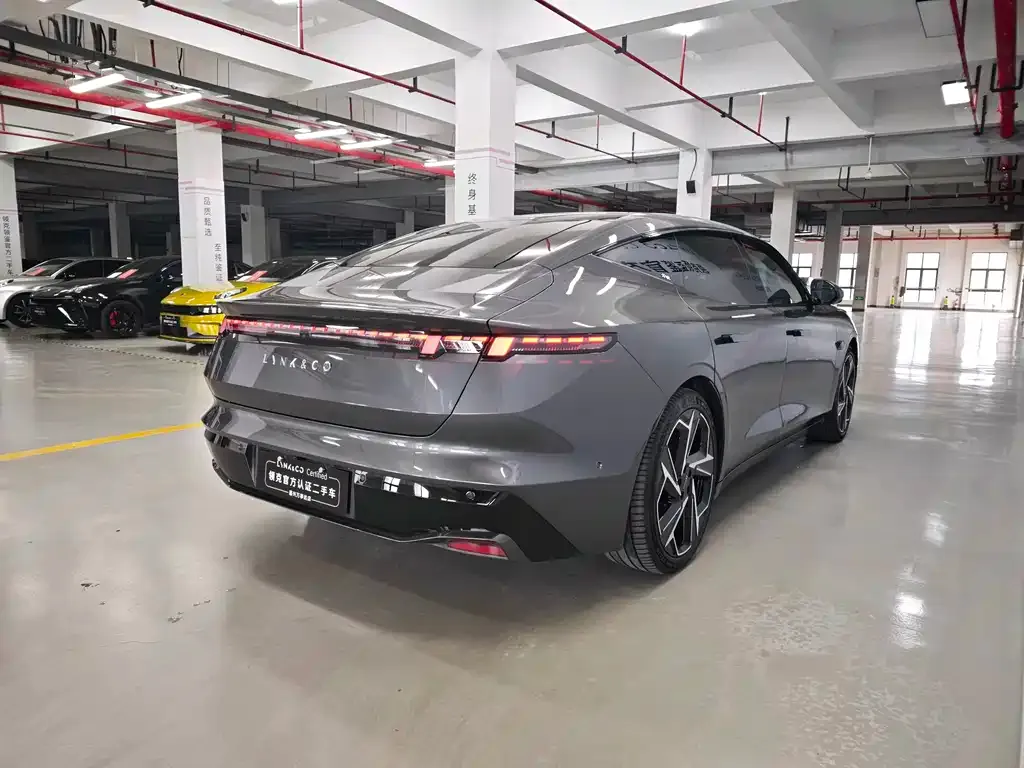 Lynk & Co Z10 — фото 10