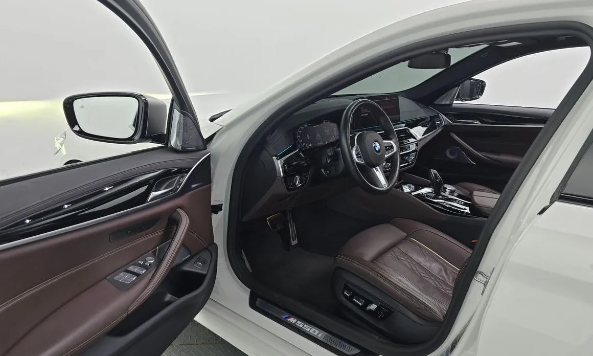 BMW 5-Series 2021 из KR, фото 7