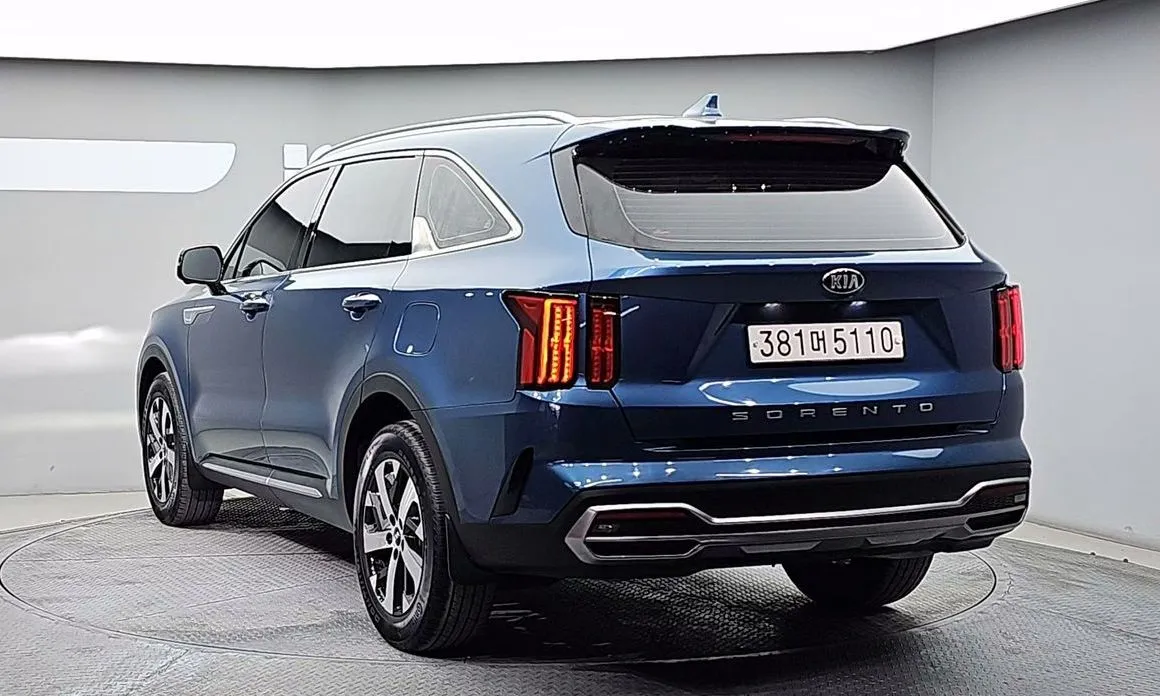Kia Sorento — фото 5