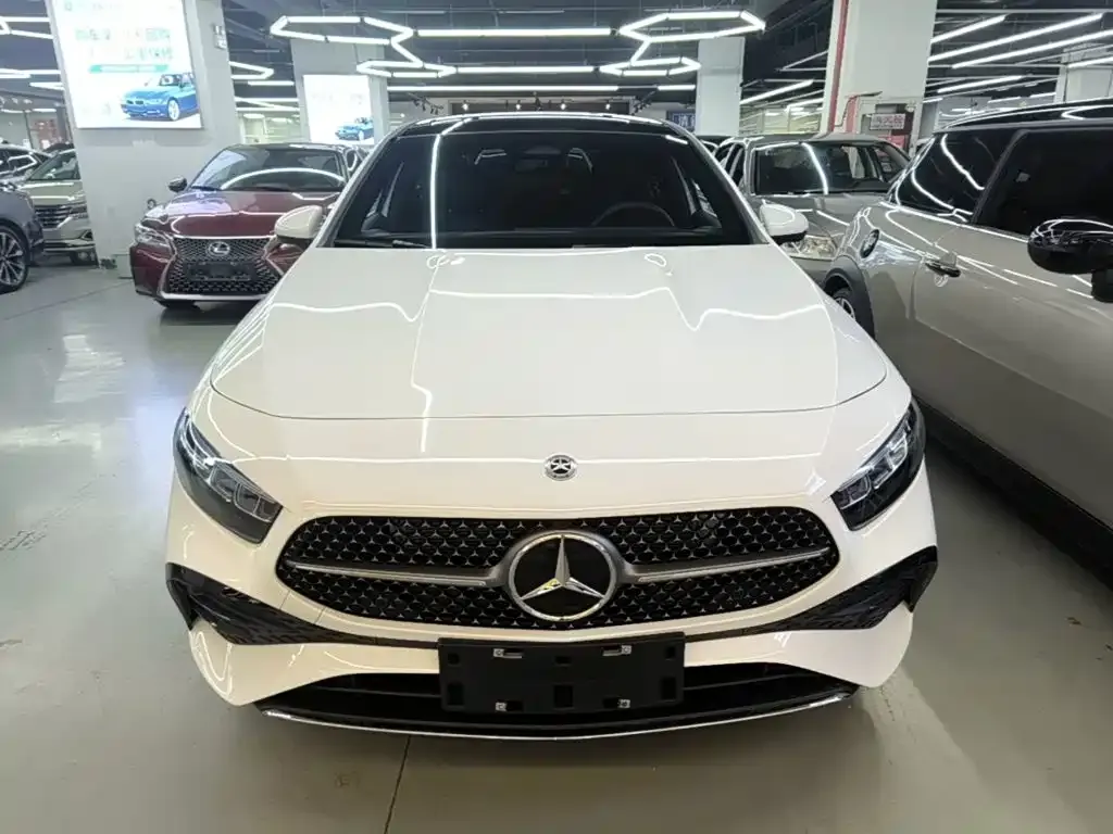 Mercedes-Benz A-Class — фото 10