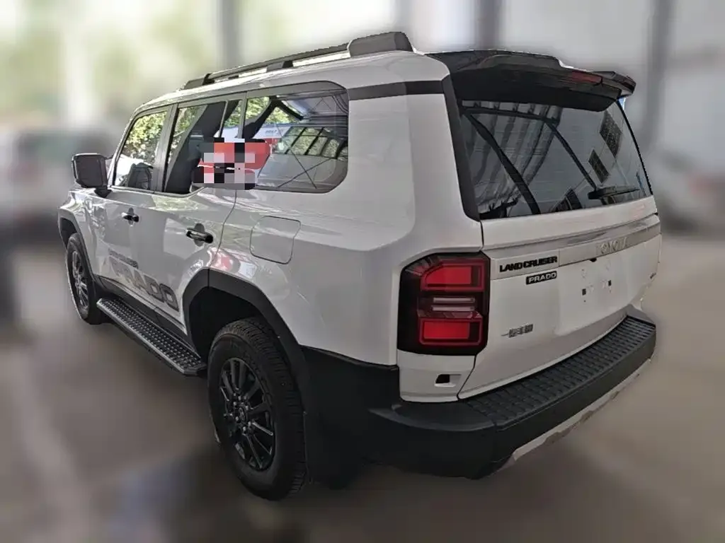 Toyota Prado 2025 из CN, фото 2