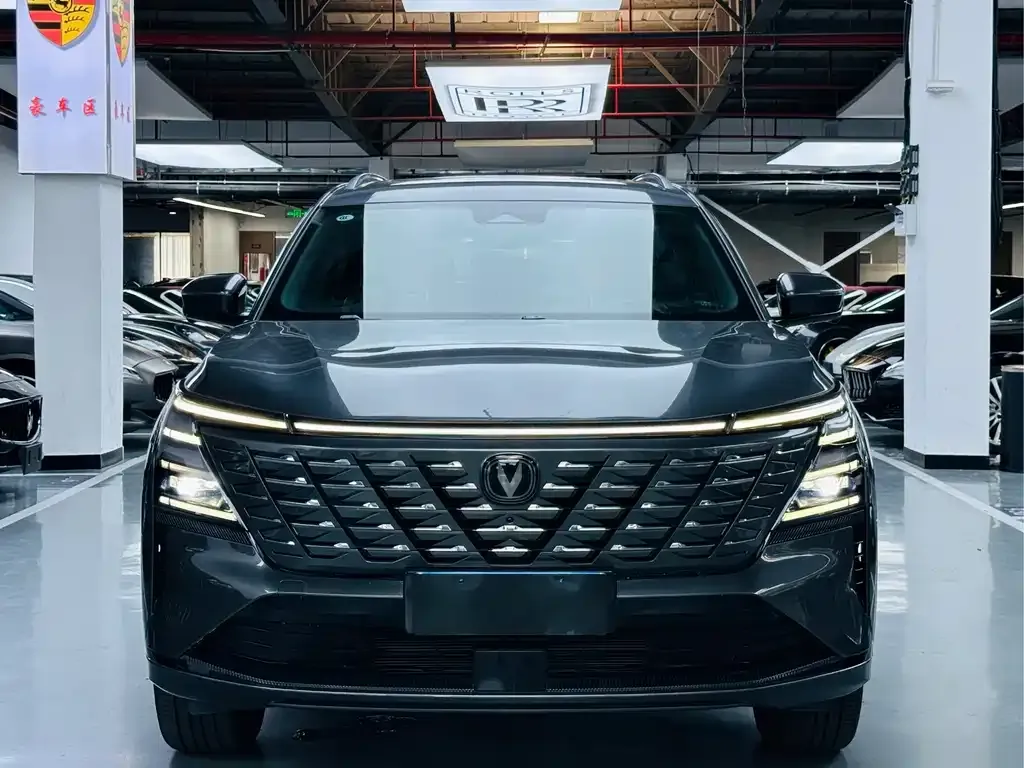 Changan CS75PLUS — фото 3