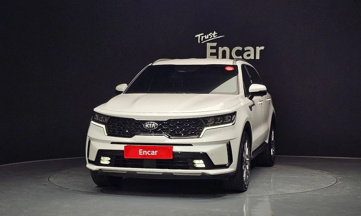 Kia Sorento — фото 9