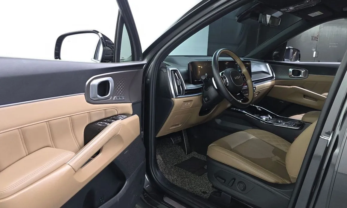 Kia Sorento — фото 7