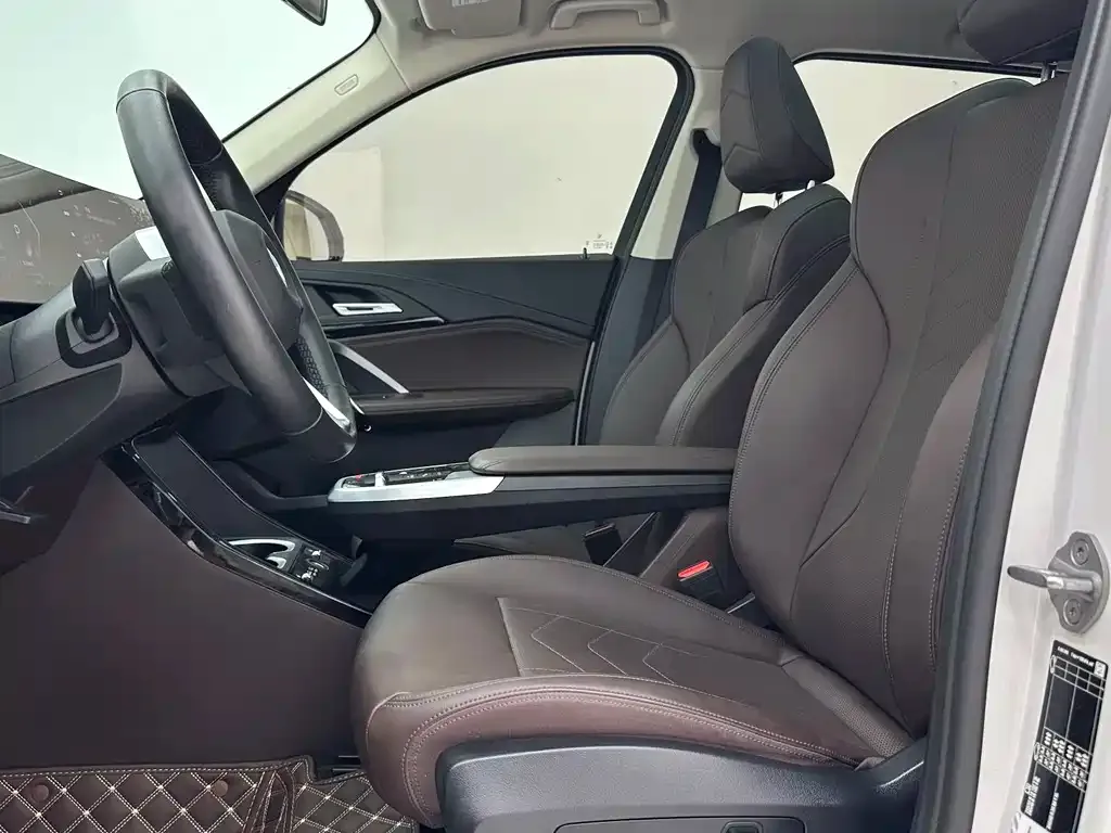 BMW X1 — фото 10