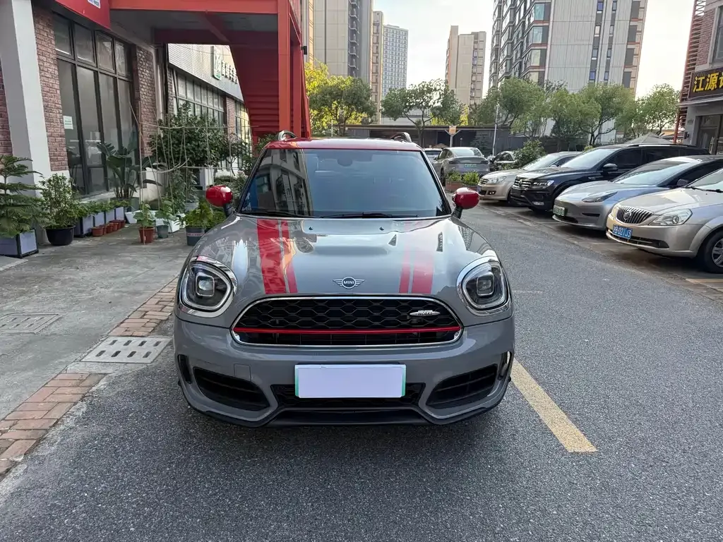MINI Countryman JCW — фото 10