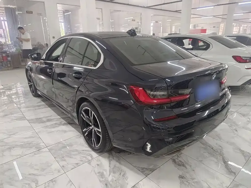 BMW 3 Series — фото 10