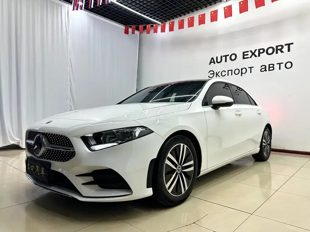 Mercedes-Benz A-Class — фото 1