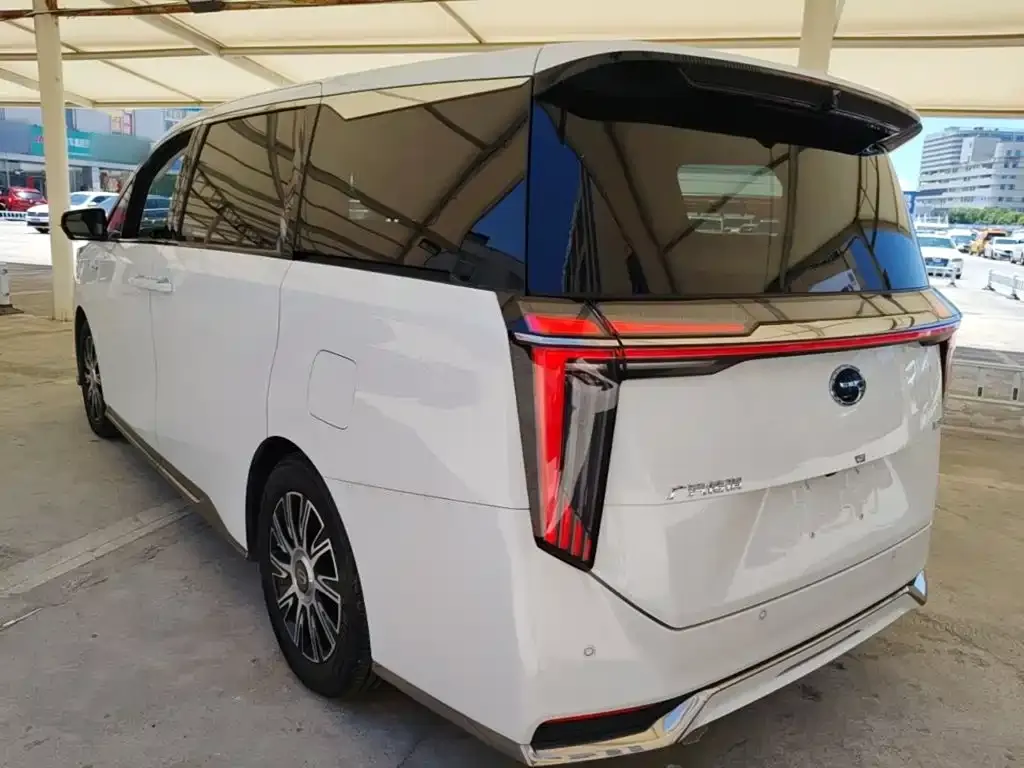 GAC Motor Trumpchi E9 — фото 2