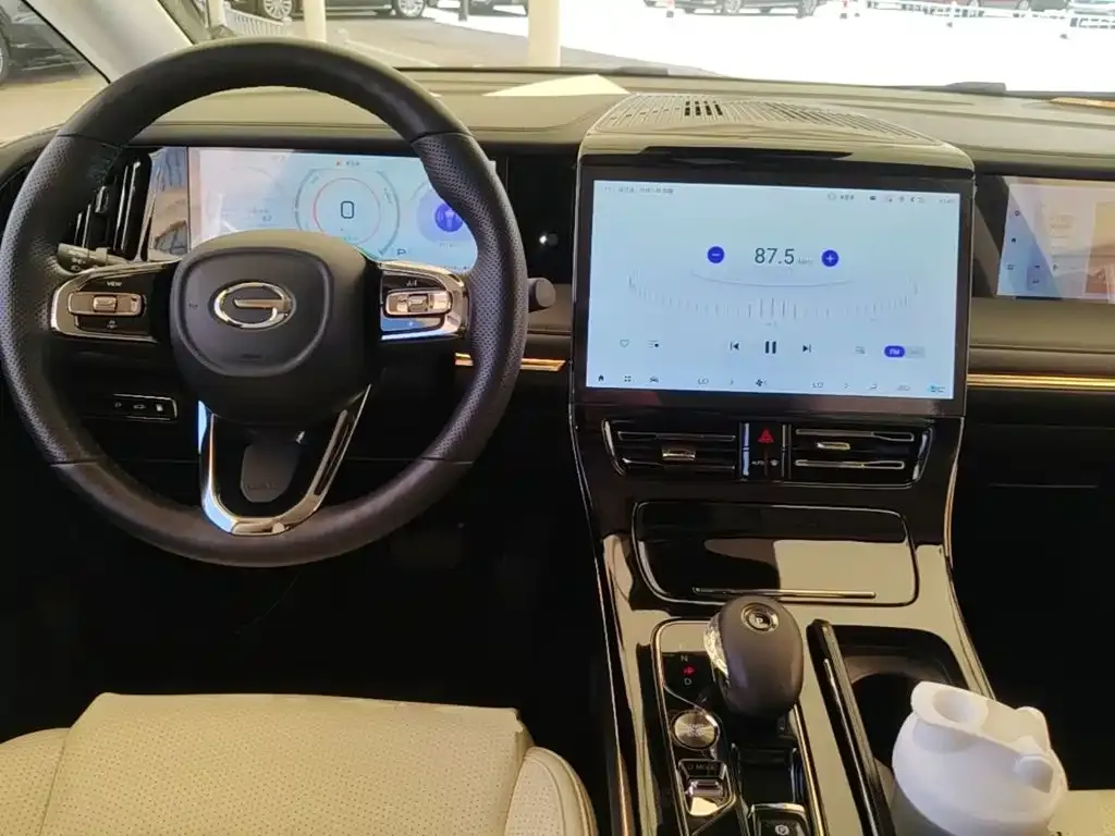 GAC Motor Trumpchi E9 — фото 9