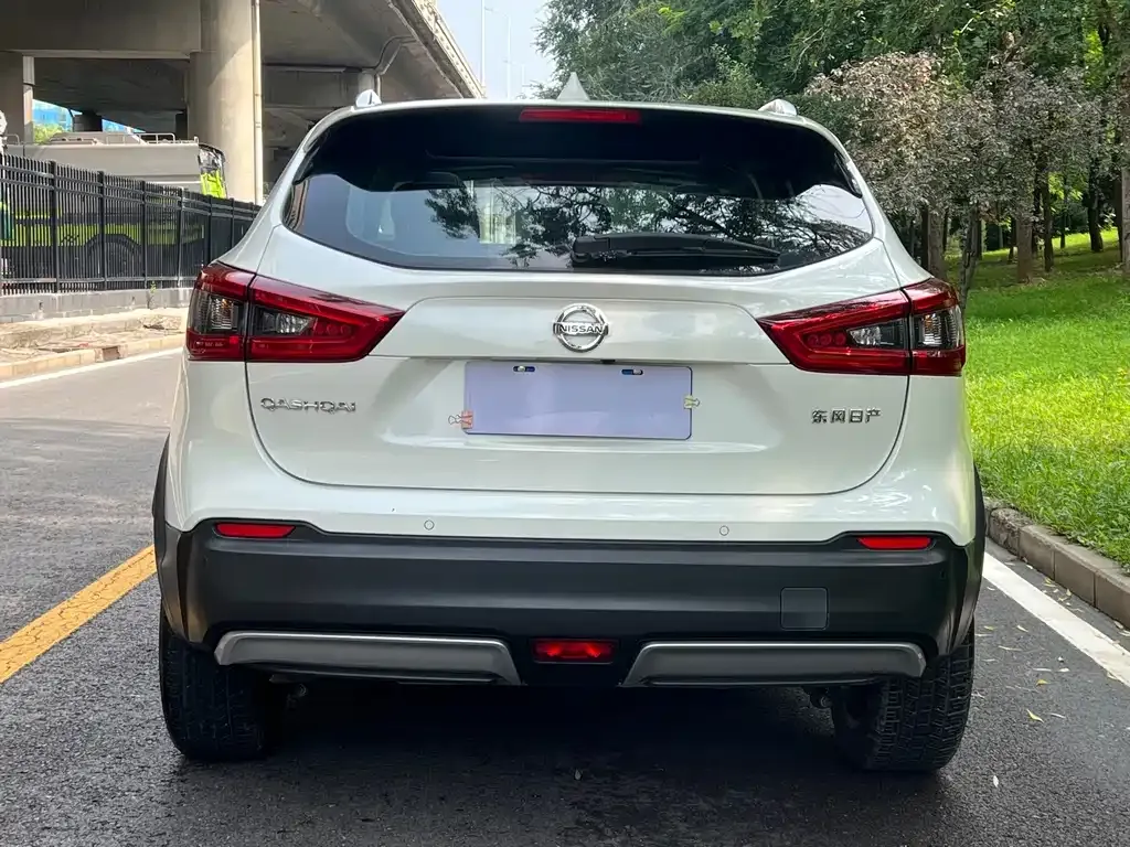 Nissan Qashqai — фото 5