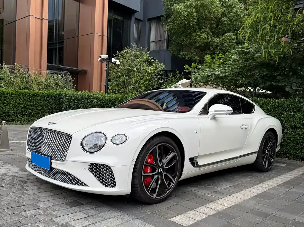 Bentley Continental — фото 1