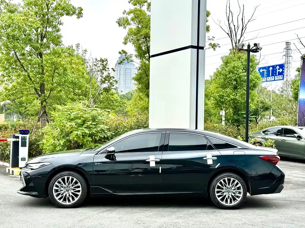 Toyota Avalon 2025 из CN, фото 7