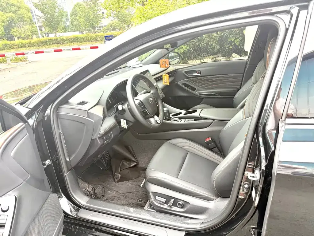 Toyota Avalon 2025 из CN, фото 4