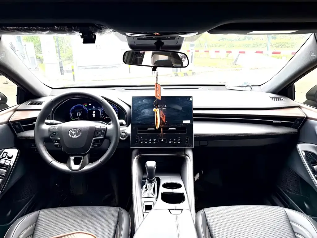 Toyota Avalon 2025 из CN, фото 3