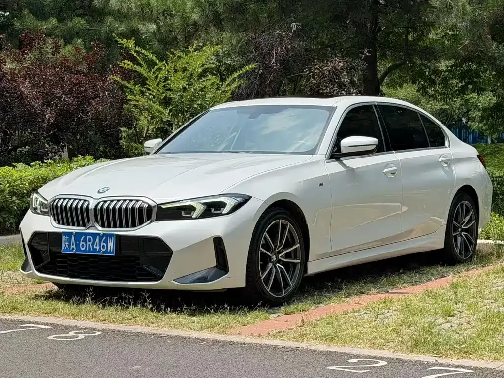 BMW 3 Series — фото 1
