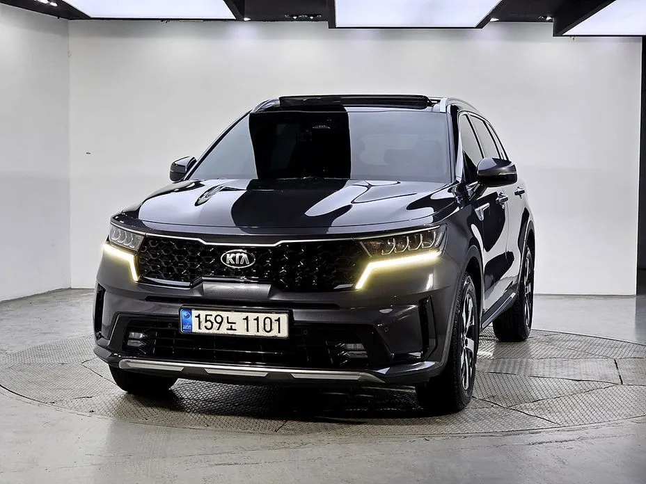 Kia Sorento — фото 5