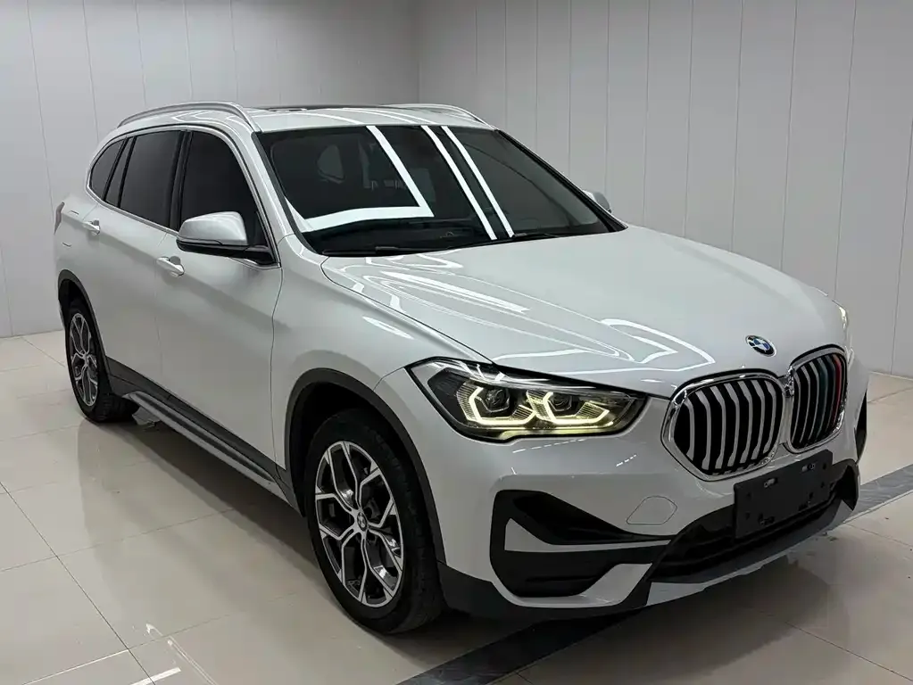 BMW X1 — фото 2