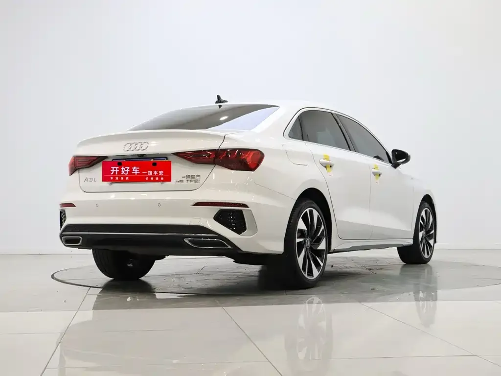 Audi A3 — фото 2