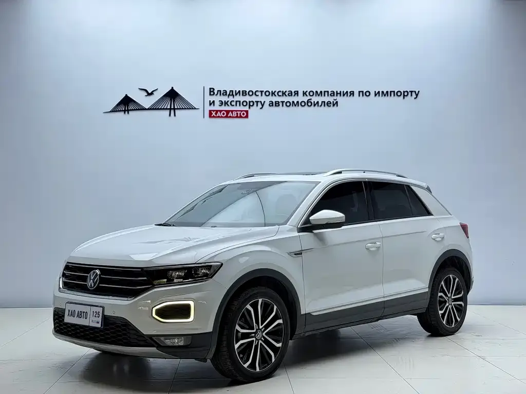Volkswagen T-Roc — фото 1
