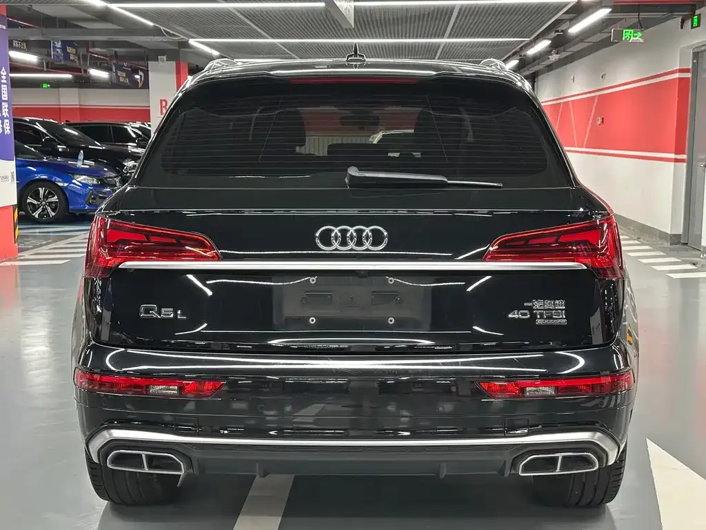 Audi Q5L — фото 2