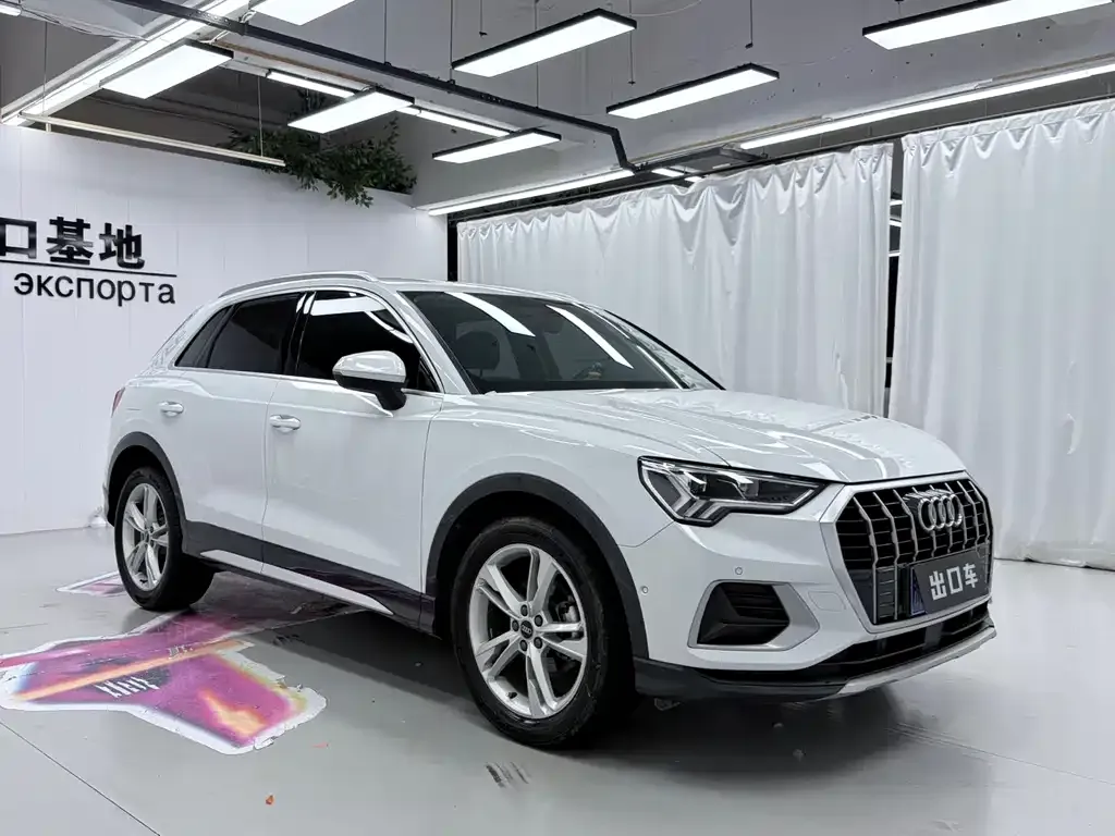 Audi Q3 — фото 7