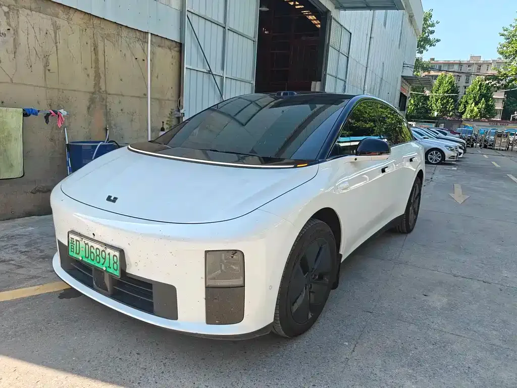 Li Auto i6