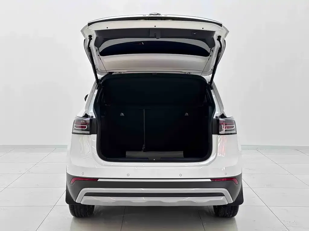 Volkswagen Tharu — фото 3
