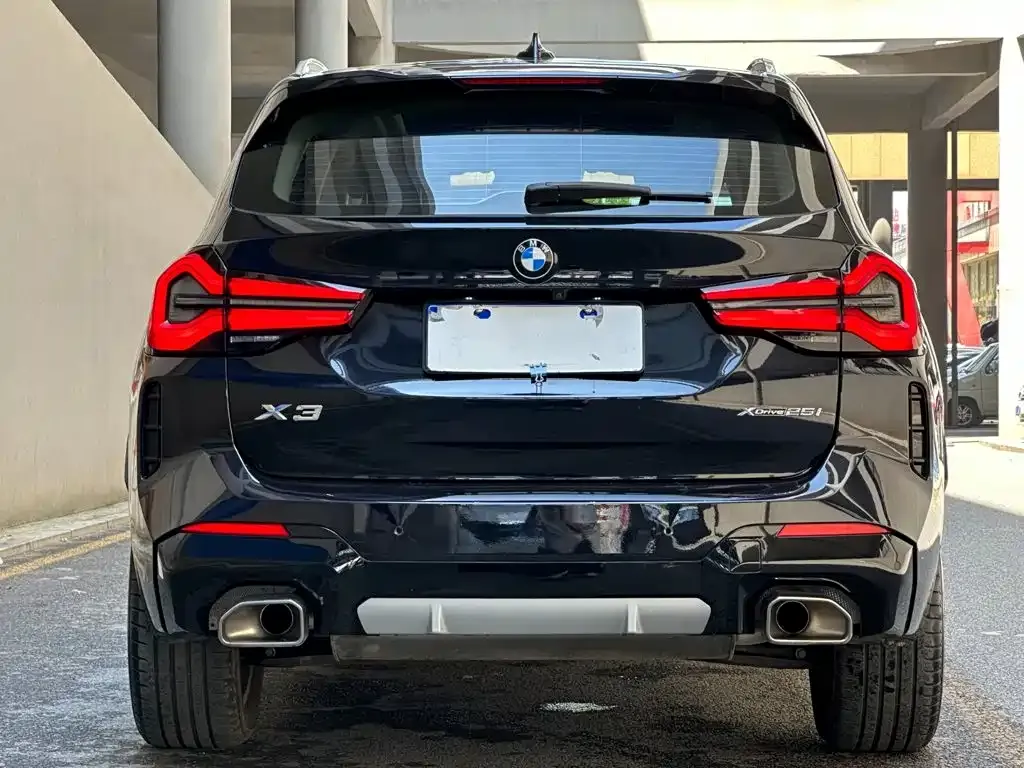 BMW X3 — фото 10