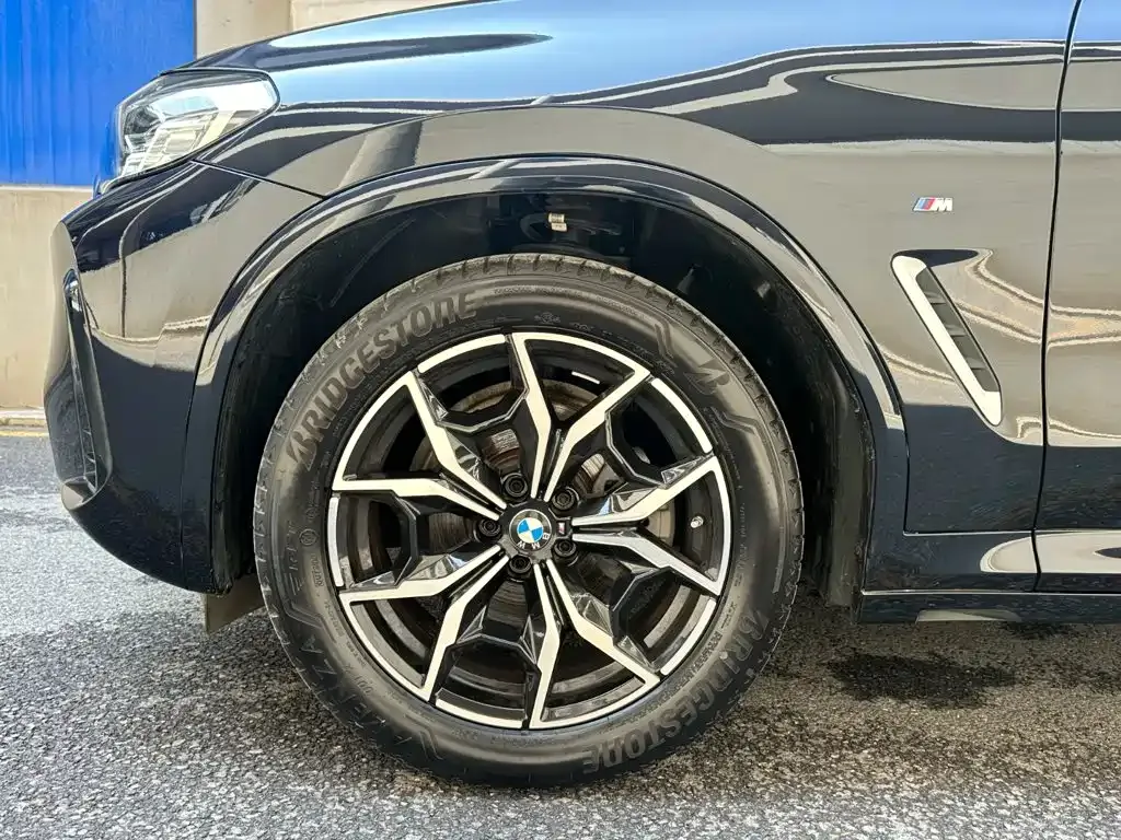 BMW X3 — фото 9