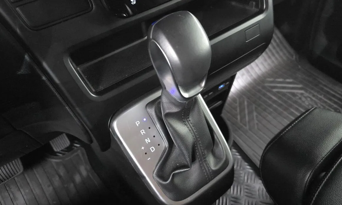 Hyundai Staria 2023 из KR, фото 9