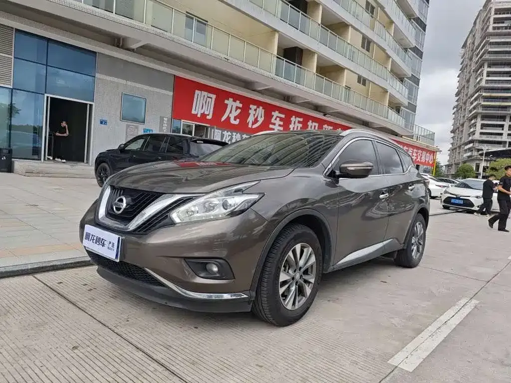 Nissan Murano — фото 1