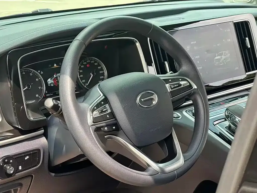 GAC Motor Trumpchi M8 — фото 3
