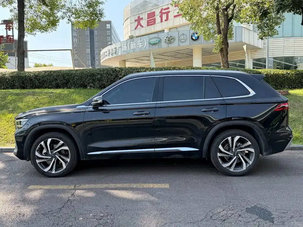 Geely Xingyue L — фото 8