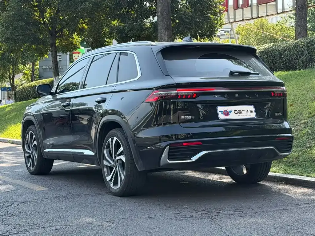 Geely Xingyue L — фото 9