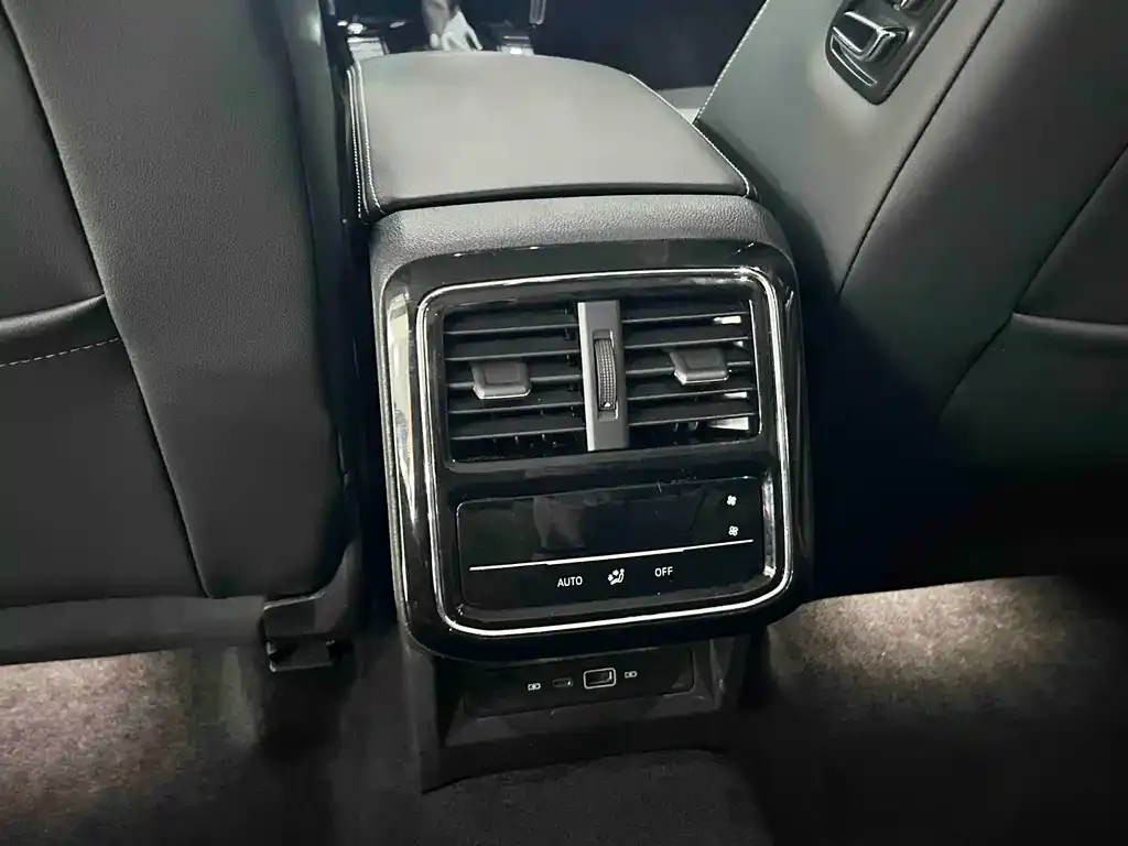 Volkswagen Passat — фото 7
