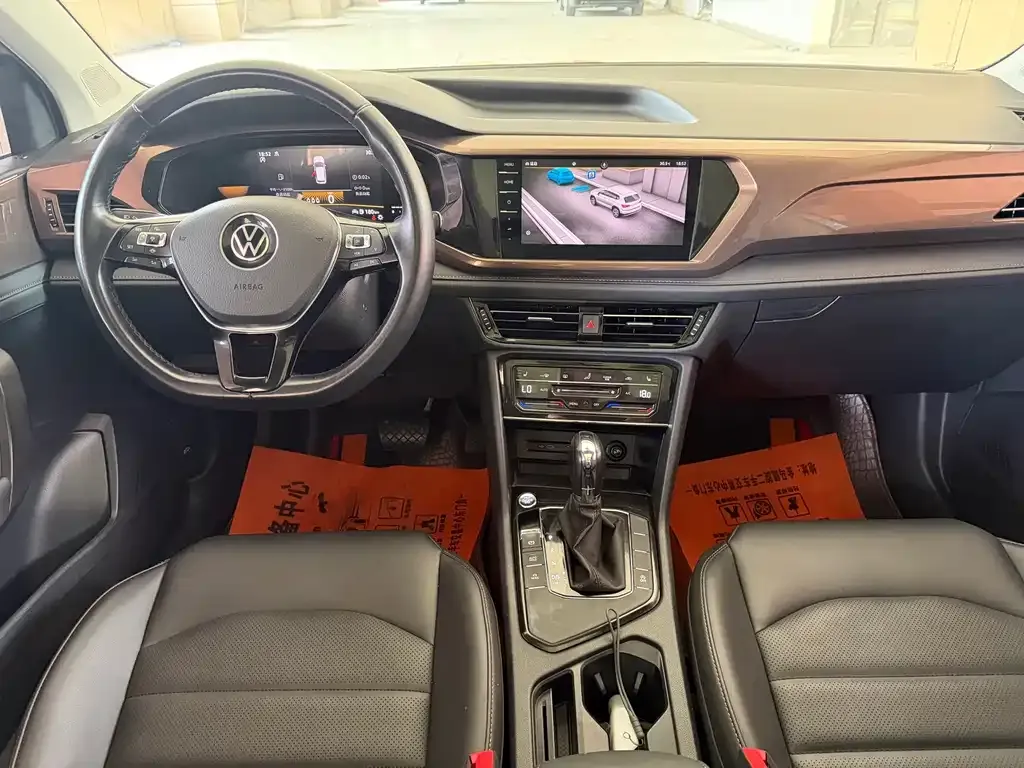 Volkswagen Tharu — фото 3