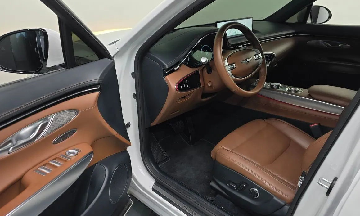 Genesis GV70 — фото 9