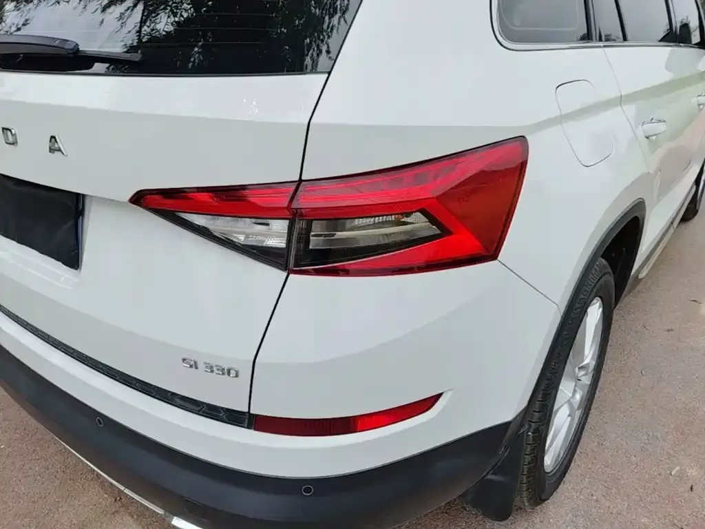 Skoda Kodiaq — фото 7