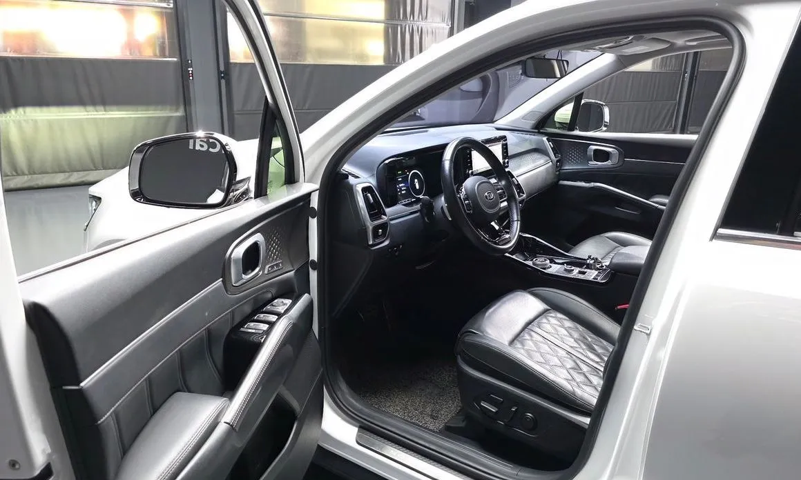 Kia Sorento — фото 8
