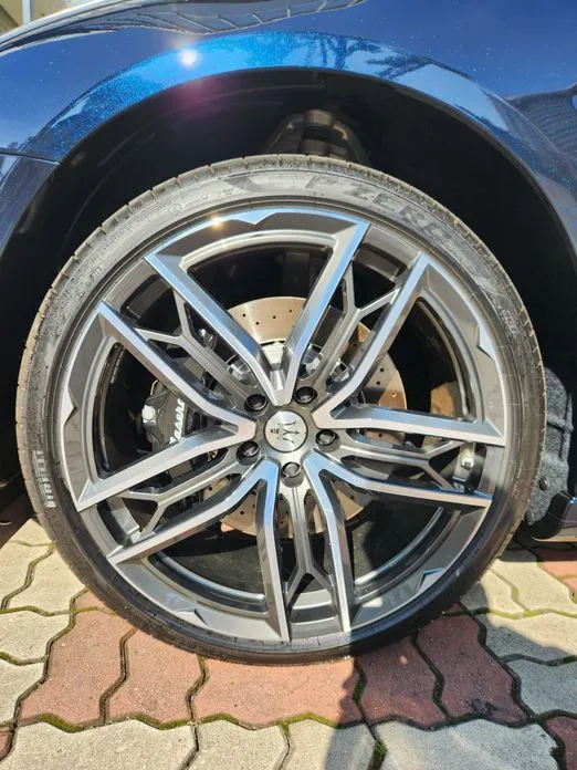Maserati Quattroporte — фото 3