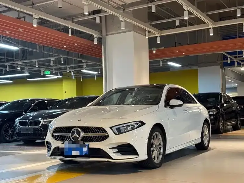 Mercedes-Benz A-Class — фото 1