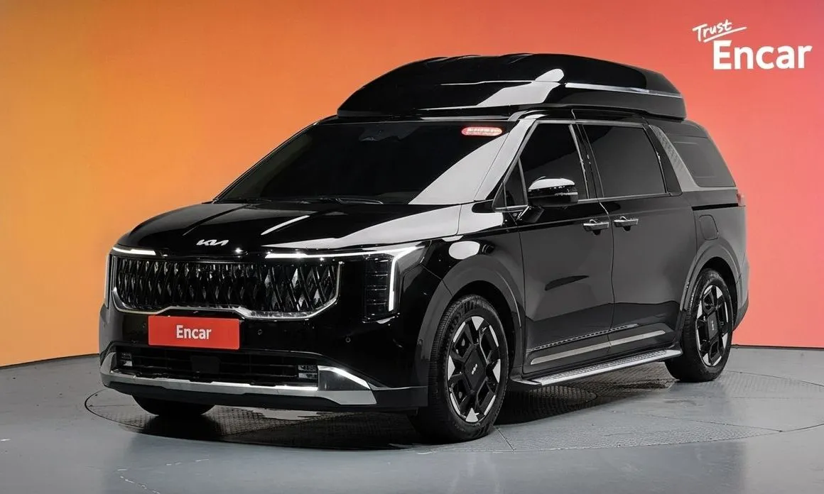 Kia Carnival — фото 1