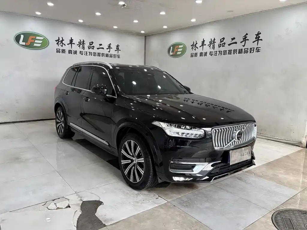 Volvo XC90 — фото 4