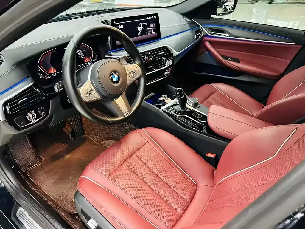 BMW 5 Series — фото 6