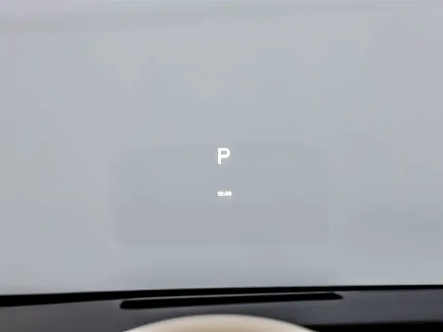 Li Auto i8 — фото 6