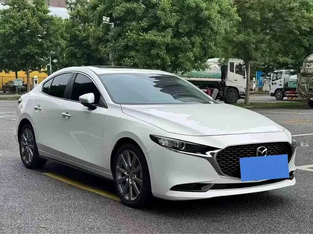 Mazda 3 Axela — фото 7