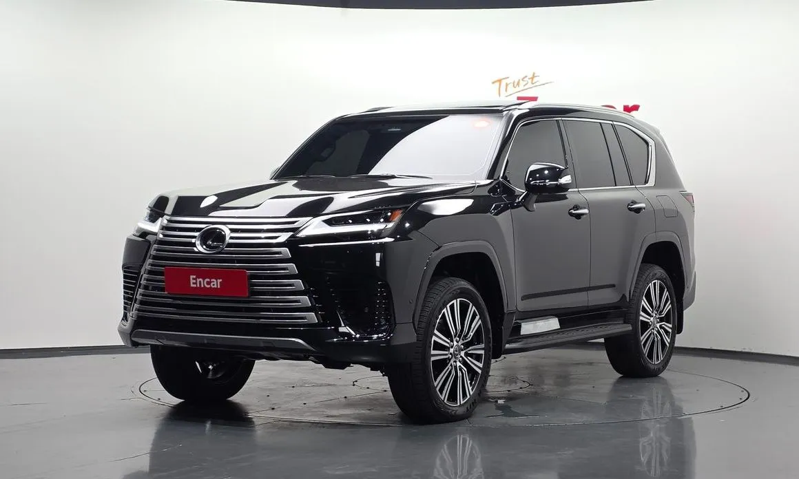 Lexus LX