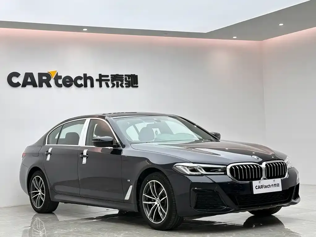 BMW 5 Series — фото 9
