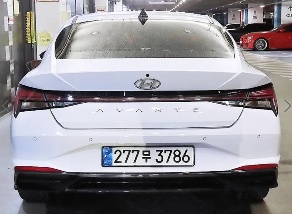 Hyundai AVANTE — фото 3
